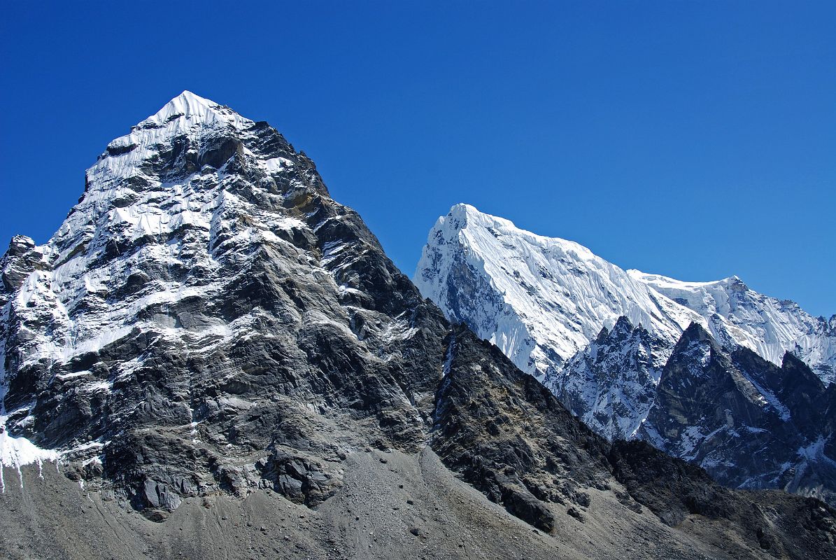 06 Cholatse From Near Bottom Of Cho La On Gokyo Side